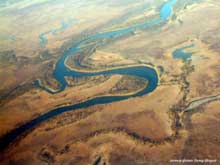 река на Камчатке, вид с самолета, автор фото: Петр Шаров
